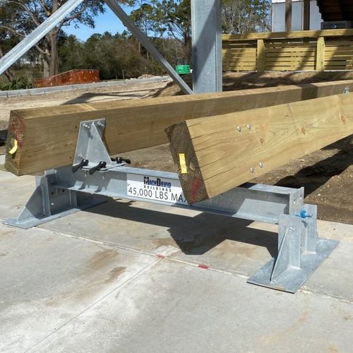 Adjustable boat stand Mack David Buildings