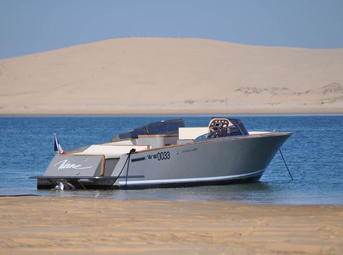 Inboard runabout - ECLA 29 CLASSIC - CLYD Yacht Design - dual-console / open / 12-person max.