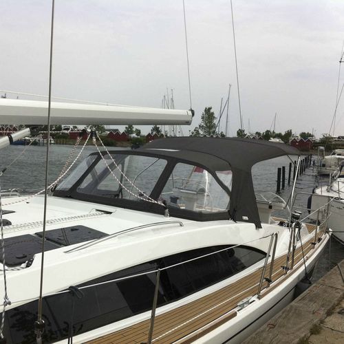 Sailboat sprayhood - Bavaria 46 Vision - KAPELL ANNAT - cockpit / stainless steel frame / black