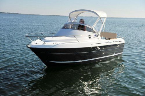 Outboard day cruiser - Cap-Ferret 522 - B2 marine - open / 6-person max. / 5-person max.