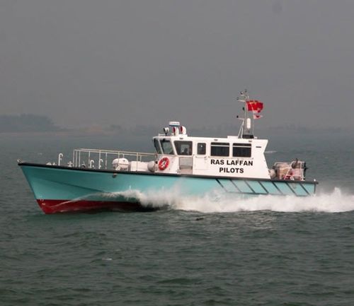 Service boat - 16.3M  - Cheoy Lee - inboard