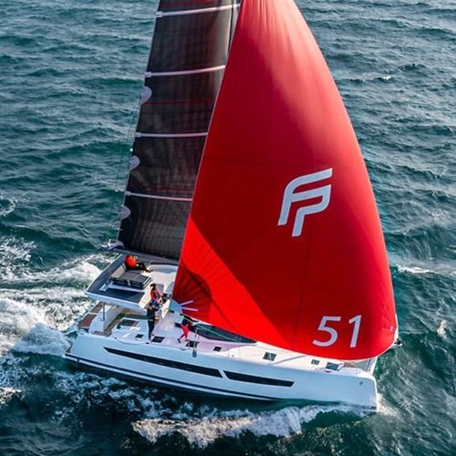 Catamaran sailing yacht - Aura 51 - Fountaine Pajot Catamarans - cruising / 6-cabin / flybridge