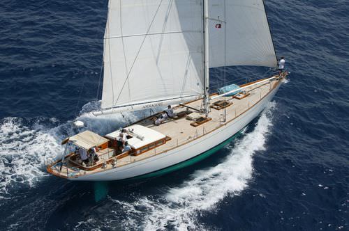 Cruising-racing sailing yacht - BESTEVAER 76S - KM Yachtbuilders - with center cockpit / aluminum / custom-made