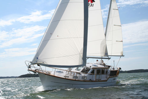 Motorsailer sailboat - 331 - Nauticat - cruising / 1-cabin