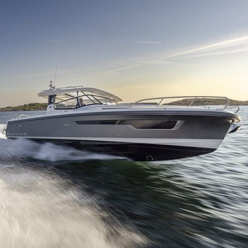 Inboard express cruiser - Weekender 11 - Nimbus - twin-engine / soft-top / 12-person max.