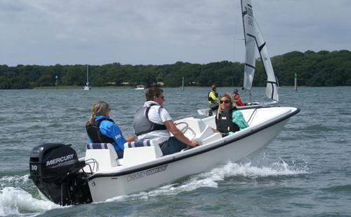 Outboard center console boat - Dory 424 - Orkney Boats - side console / ski / sport