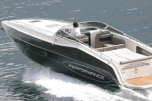 Inboard express cruiser - 1201 - Performance Marine - twin-engine / open / dual-console