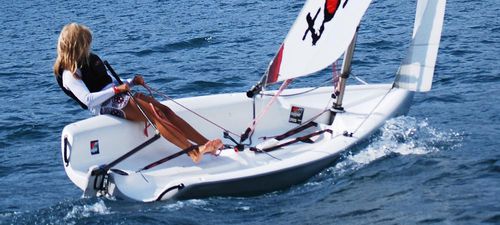 Single-handed sailing dinghy - TOPAZ Uno Race Plus - Topper - instructional / catboat