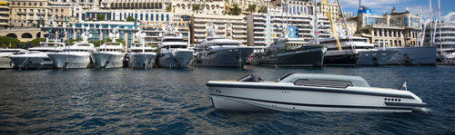 Inboard runabout - Luxury  - Windy - dual-console / open / with cabin