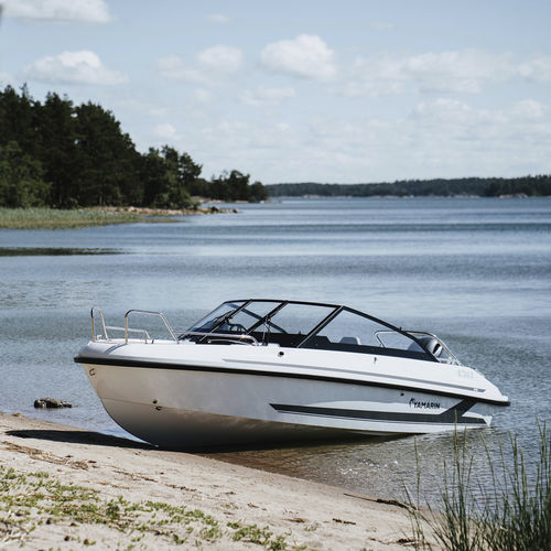 Outboard runabout - 59 BR - Yamarin - dual-console / bowrider / open