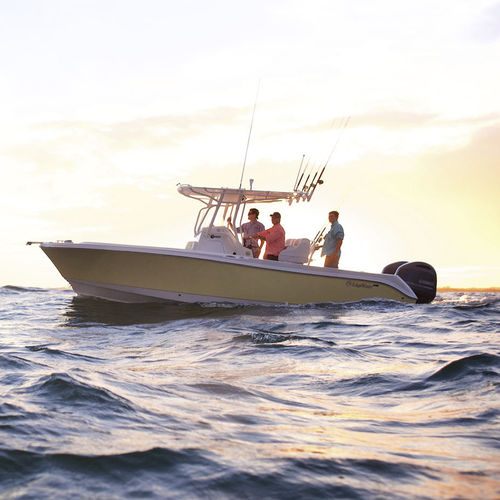 Outboard center console boat - 245 CC - EdgeWater Power Boats - twin-engine / sport-fishing / 11-person max.