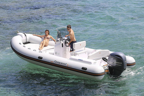 Outboard inflatable boat - TEMPEST 625 EASY - Capelli - rigid / center console / open