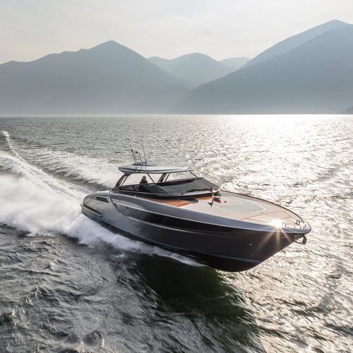 Inboard Express Cruiser - Dolceriva - Riva - Twin-engine   Open   Dual 