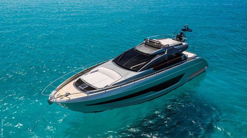 Sport motor yacht - 66' RIBELLE - Riva - flybridge / V-drive / 3-cabin