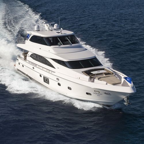 Cruising motor yacht - E75  - Horizon - with enclosed flybridge / 3-cabin / 4-cabin