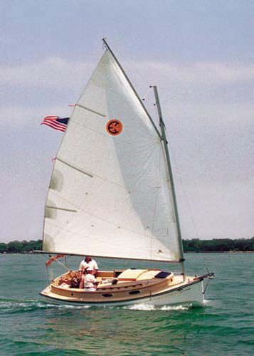Classic sailboat - HORIZON CAT - Com-Pac Yachts - twin-berth / catboat