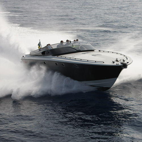 Inboard express cruiser - 45' RESTYLED - Otam - twin-engine / open / dual-console