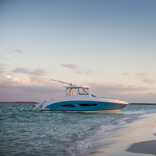 Outboard express cruiser - 33 SAV - Regal - twin-engine / hard-top / open