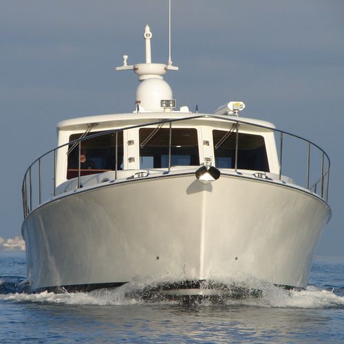 Cruising motor yacht - 61 - Vicem Yachts - classic / downeast / with enclosed flybridge