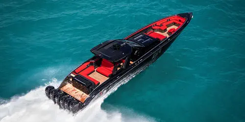 Outboard center console boat - 59' TIRRANNA - Cigarette Racing Team
