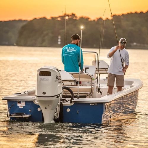 Outboard bay boat - 21 SWS - Carolina Skiff - center console / open / sport-fishing