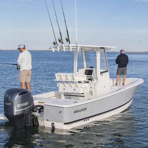 Outboard center console boat - 24 XO - Regulator - crossover / sport-fishing / offshore