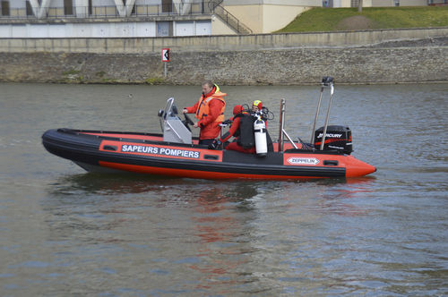 Professional rescue boat - CD 18R - Zeppelin - outboard / rigid hull inflatable boat