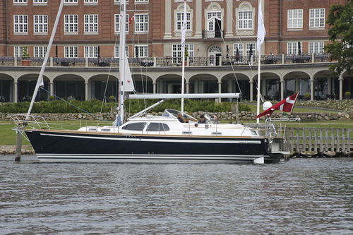 2-cabin sailboat - 430 DS  - Nordship - with center cockpit / lifting keel / twin rudders