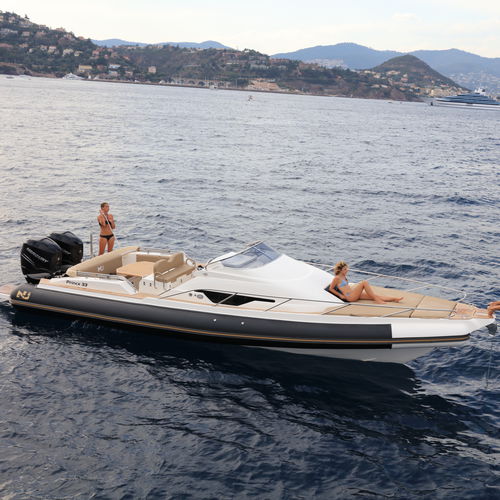 Outboard inflatable boat - Prince 33 - Nuova Jolly - twin-engine / rigid / center console