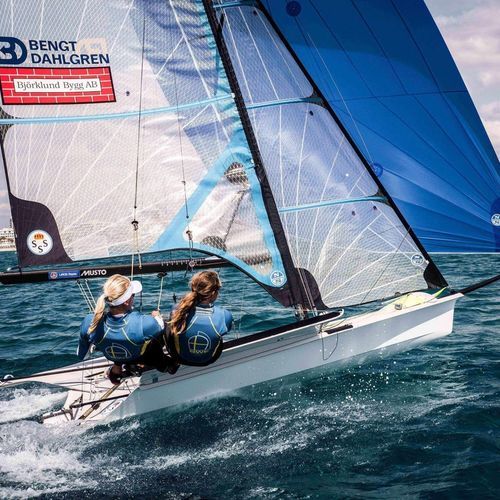 Double-handed sailing dinghy - Ovington - skiff / regatta / double-trapeze