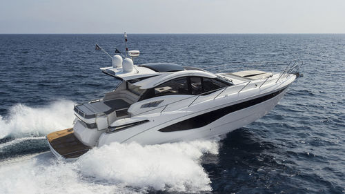 Inboard express cruiser - 485 HTS - Galeon - twin-engine / hard-top / sport