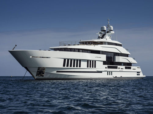 Cruising mega-yacht - M/Y LIFE SAGA - Admiral yachts - classic / raised pilothouse / 10-cabin