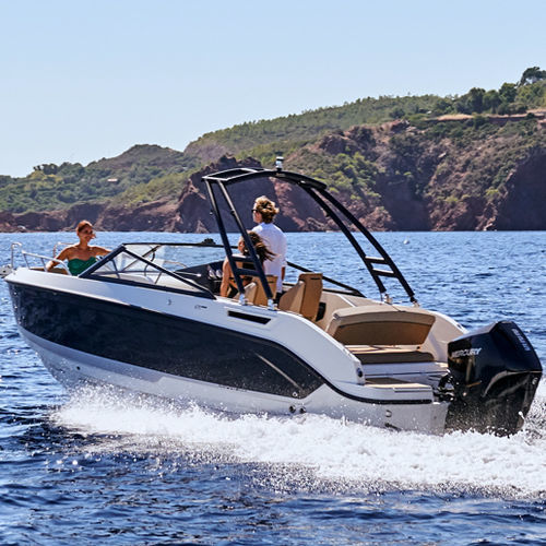 Bowrider day cruiser - Activ 675 Bowrider - Quicksilver Boats - outboard / open / dual-console
