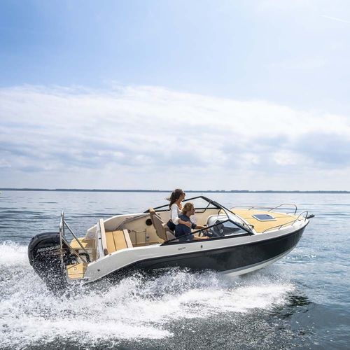 Outboard day cruiser - Activ 605 Cruiser - Quicksilver Boats - open / dual-console / cruising