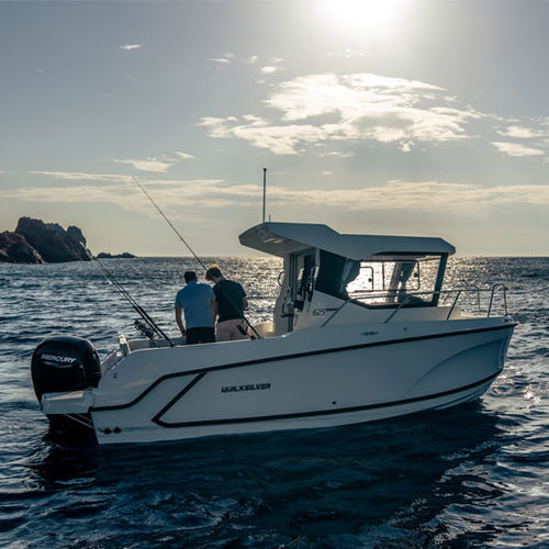Outboard day fishing boat - 625 Pilothouse - Quicksilver Boats - wheelhouse / 6-person max. / with cabin