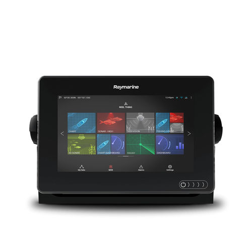 boat display - Raymarine