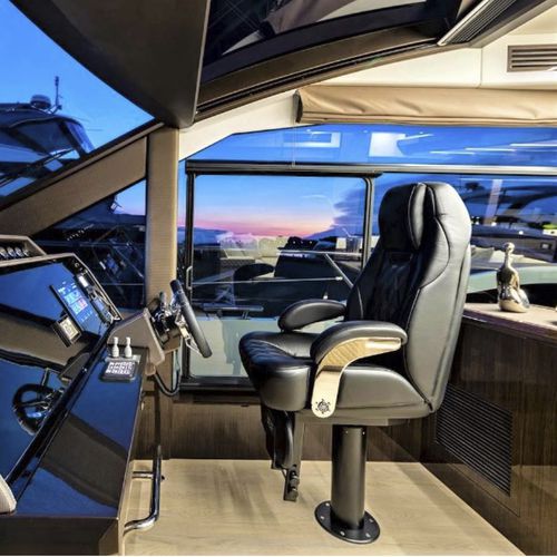 Helm seat - P 438 A INFINITY AUTOMATIC - Besenzoni SpA - for yacht / with armrests / adjustable