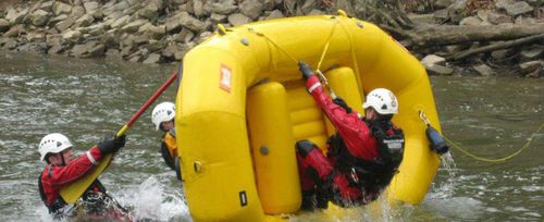 6 person raft costco