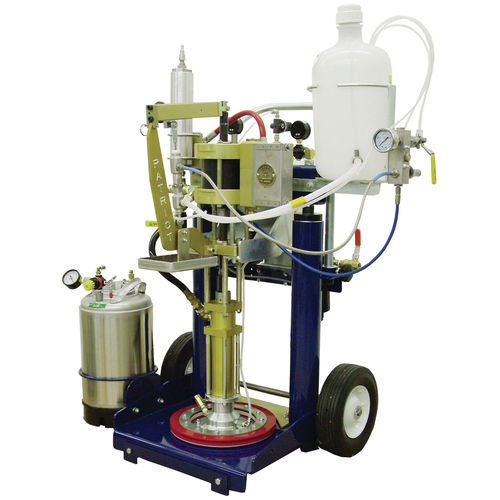 Adhesive spraying machine - Putty  - Magnum Venus Products - mobile / for shipyards