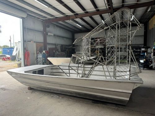 Passenger airboat - American Airboats