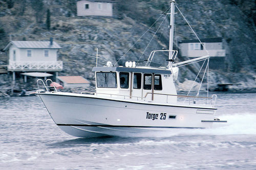 Inboard walkaround - 25 MkII - Targa - wheelhouse / flybridge / sport-fishing