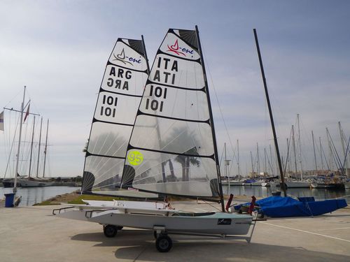 Laminated sailcloth - AX ONE DESIGN / SKIFF - Contender BV - regatta / polyester / aramid