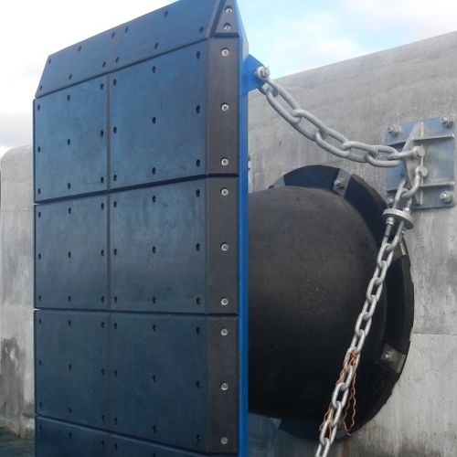 Harbor fender - Trelleborg Marine and Infrastructure - pier / panel / large