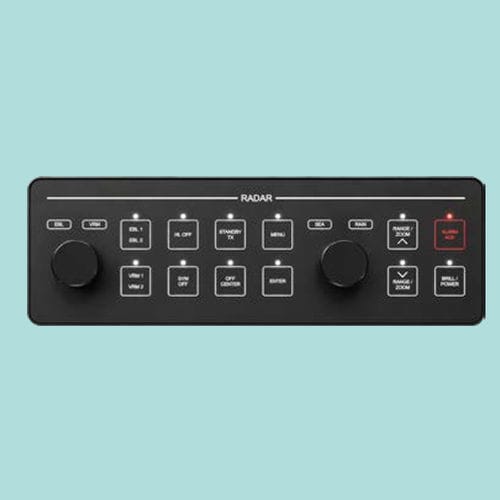 Boat control panel - Commander  370   - Radio Zeeland DMP - radar