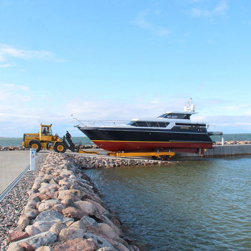 Heavy-duty handling trailer - RBT30 - ROODBERG - launching / for boat / for shipyards