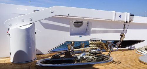 Yacht crane - Sanguineti Chiavari produzione articoli nautici s. - for decks / custom