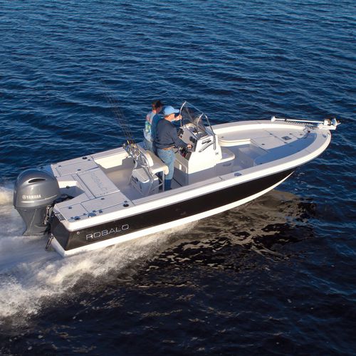 Outboard bay boat - 226 CAYMAN - Robalo - center console / sport-fishing / 8-person max.