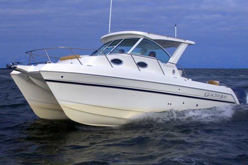 Catamaran cabin cruiser - Glacier Bay Edition 2780 - World Cat - outboard / twin-engine / hard-top