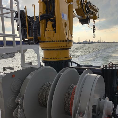 Ship winch - Anchor Handling - Damen Marine Components - dredging / electric drive / hydraulic drive