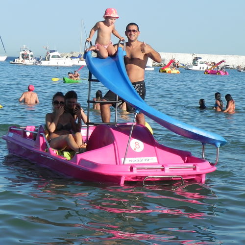 4person pedal boat P5P AVENTURAS AQUATICAS LA NORIA with slide